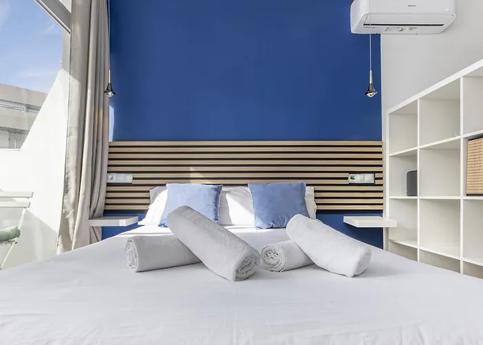 With Balcony, Close To The Sea Apartment *