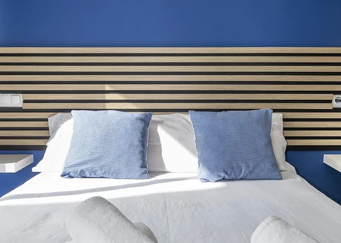 With Balcony, Close To The Sea Apartment *