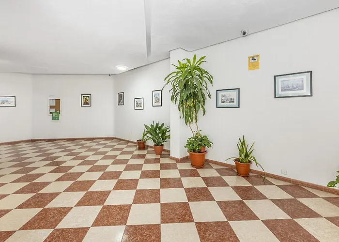 Apartamento With Balcony, Close To The Sea